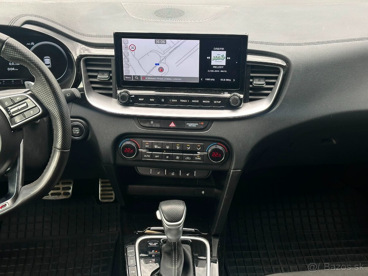 Kia XCeed GT-LINE - 13