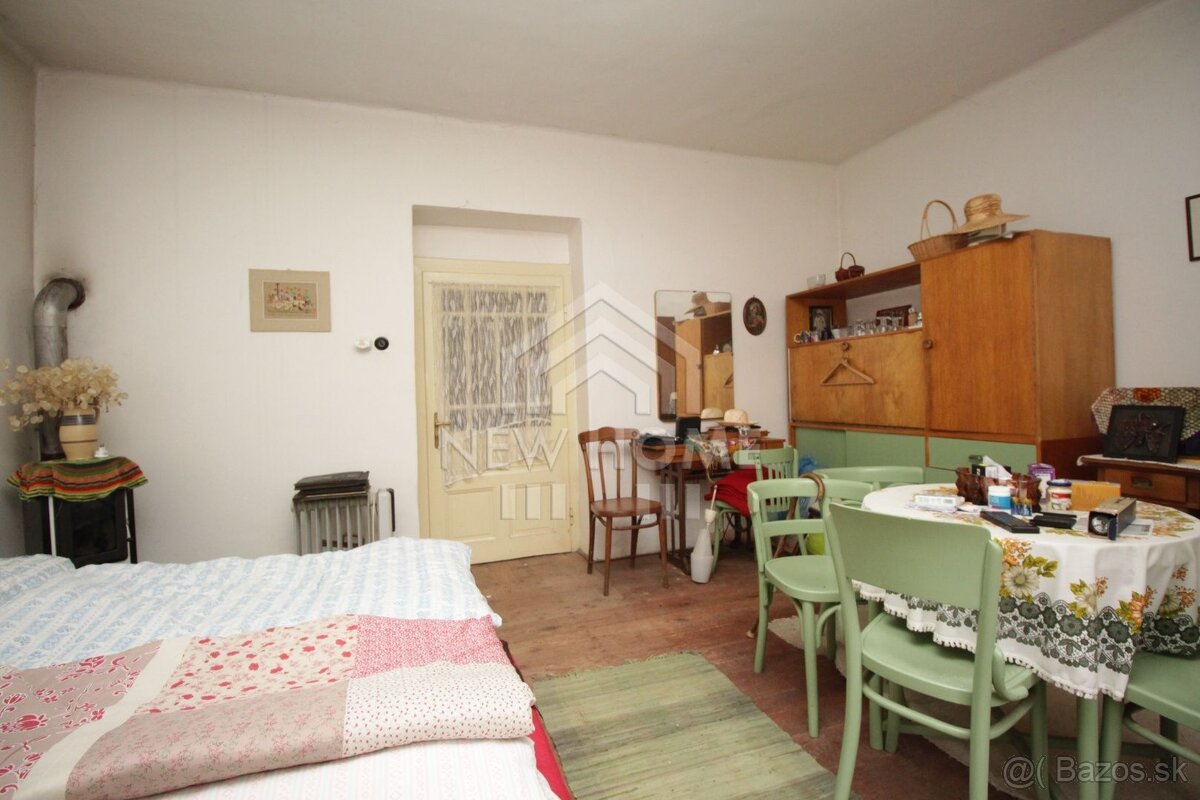 ZOBOR - 2 x RD na jednom pozemku, pôvodný stav - 13