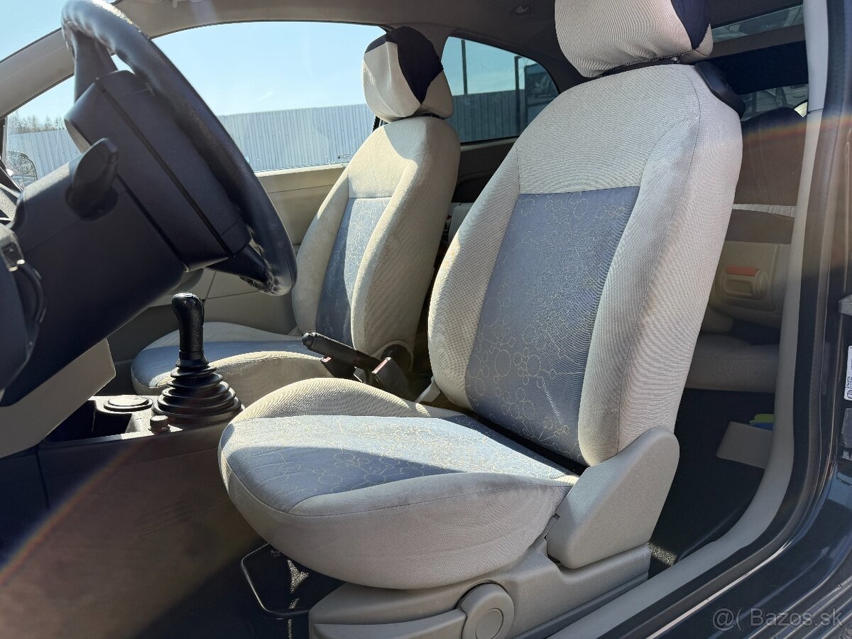 Ford Fiesta 1.3 Ambiente - 13