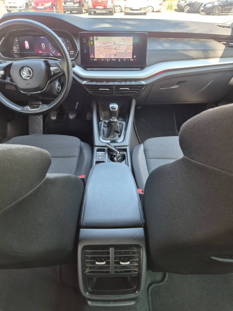 Škoda Octavia Combi 2.0 TDI SCR Style - 13
