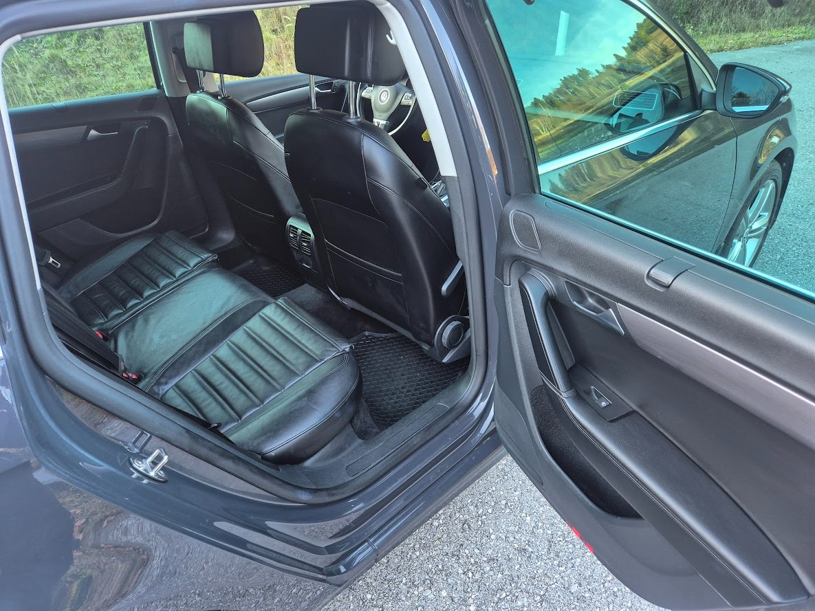 Volkswagen Passat Variant 2.0 TDI 4-motion Rline - 13