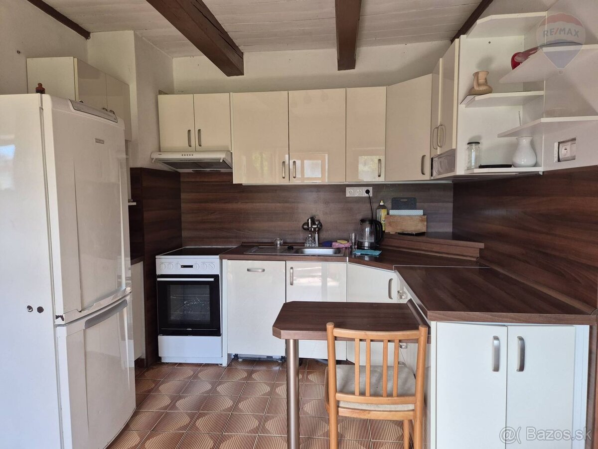 Na prenájom 6-izb. rodinný dom v Malom Lapáši - 13