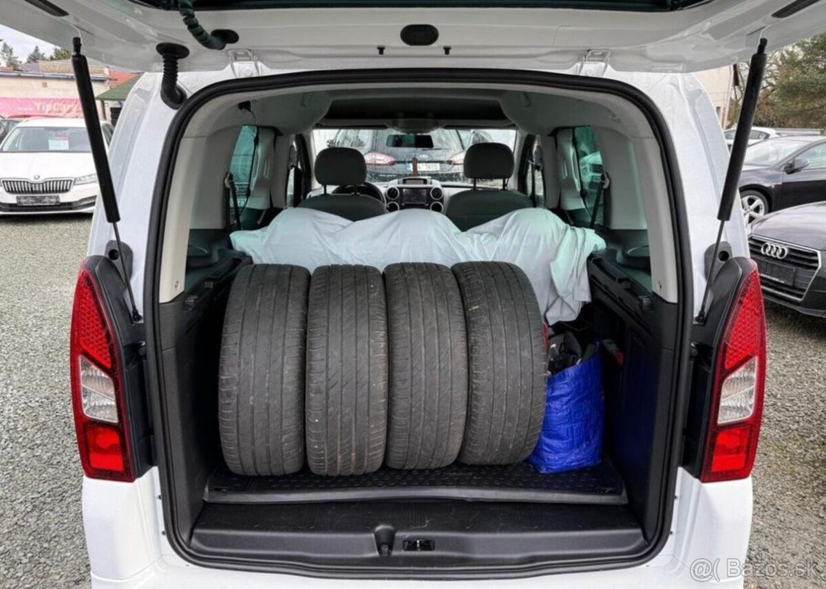 Citroën Berlingo 1.6i MULTISPACE 1.MAJITEL benzín manuál - 13