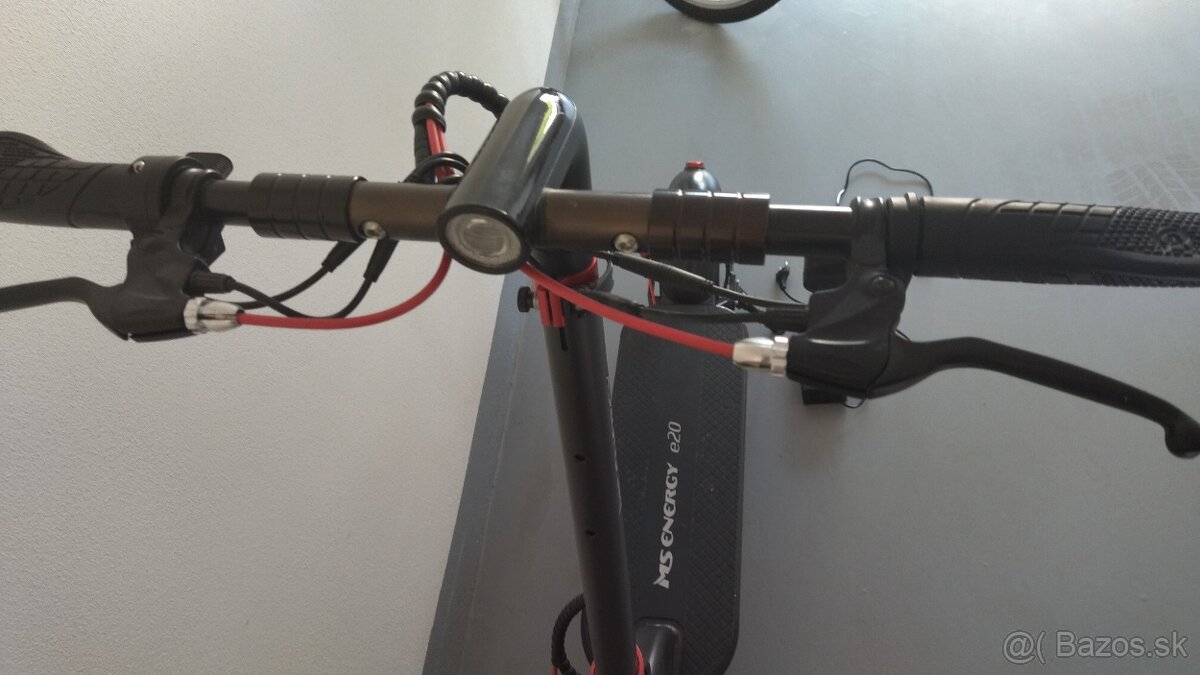 elektrická kolobežka - 13