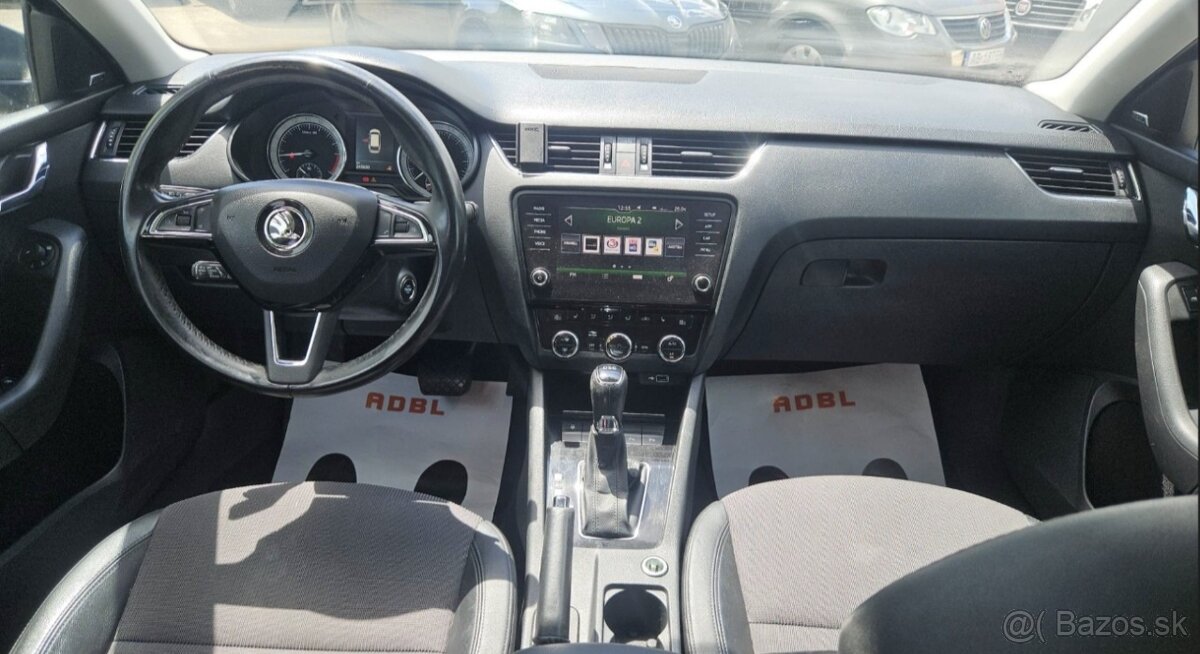 💥 ŠKODA OCTAVIA COMBI DSG 💥 - 13