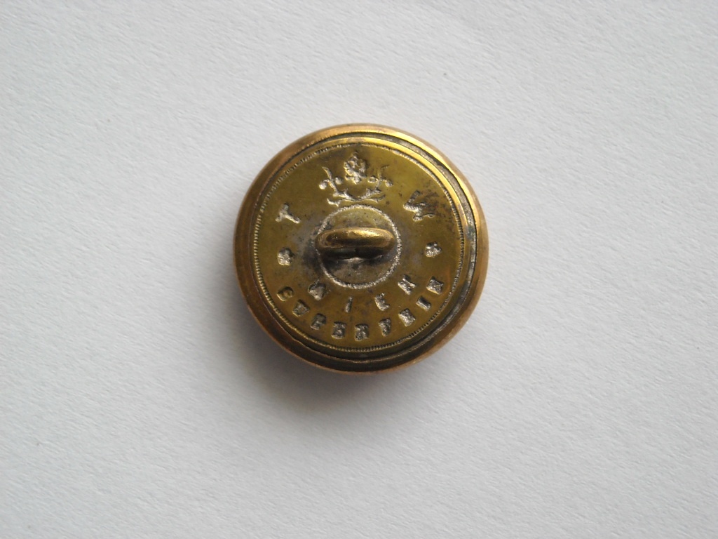 Staré nábojnice,vojenské gombíky a iné - 13