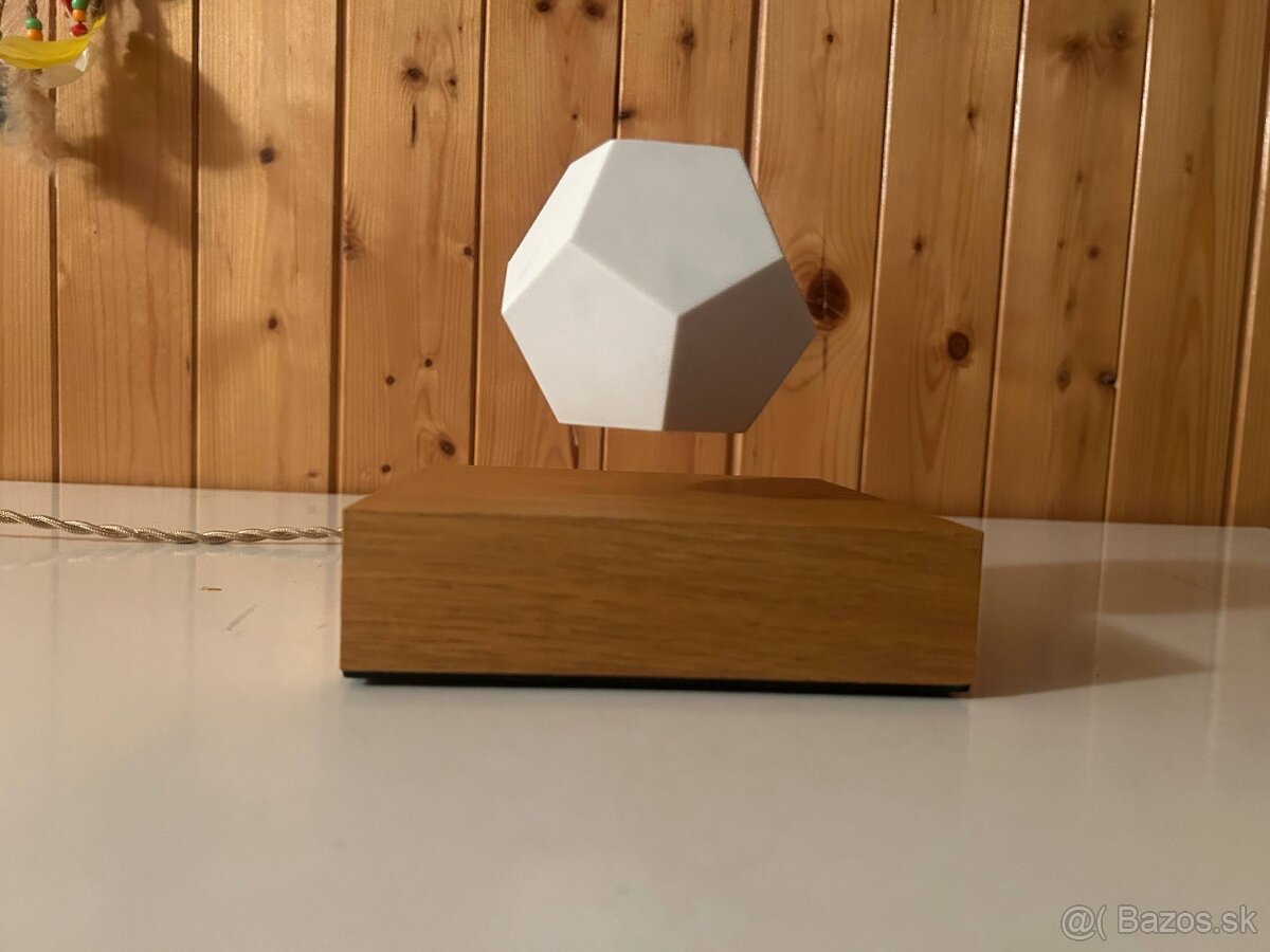 Magneticky levitujúci kvetináč LYFE - 13