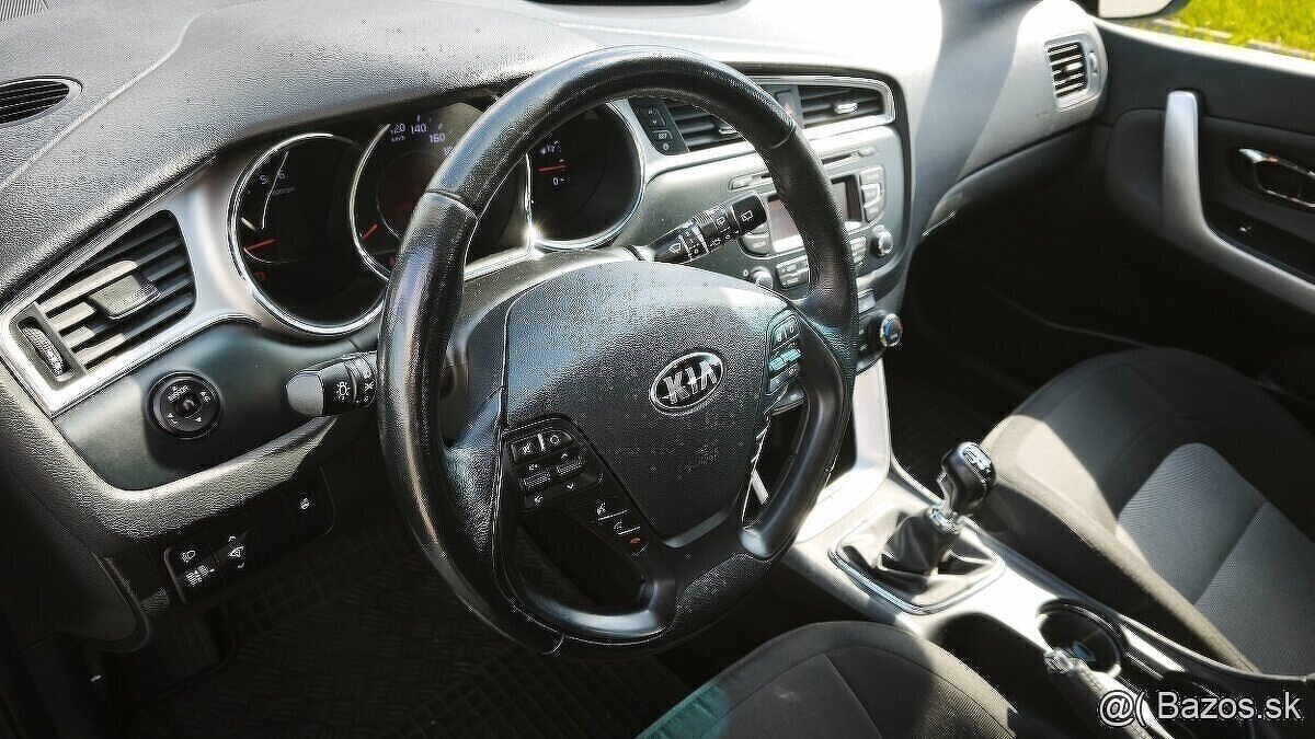 Kia ceed 1.4 CRDi - 13