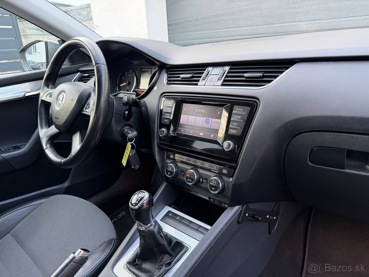 Škoda Octavia 1.2 TSI 77kw Elegance - 13