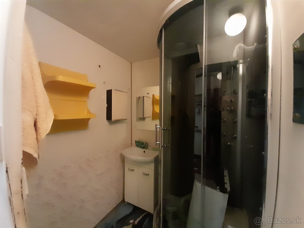 Na predaj 3 izbový byt, 67m2, sídl. Terasa, Narcisová ul. - 13