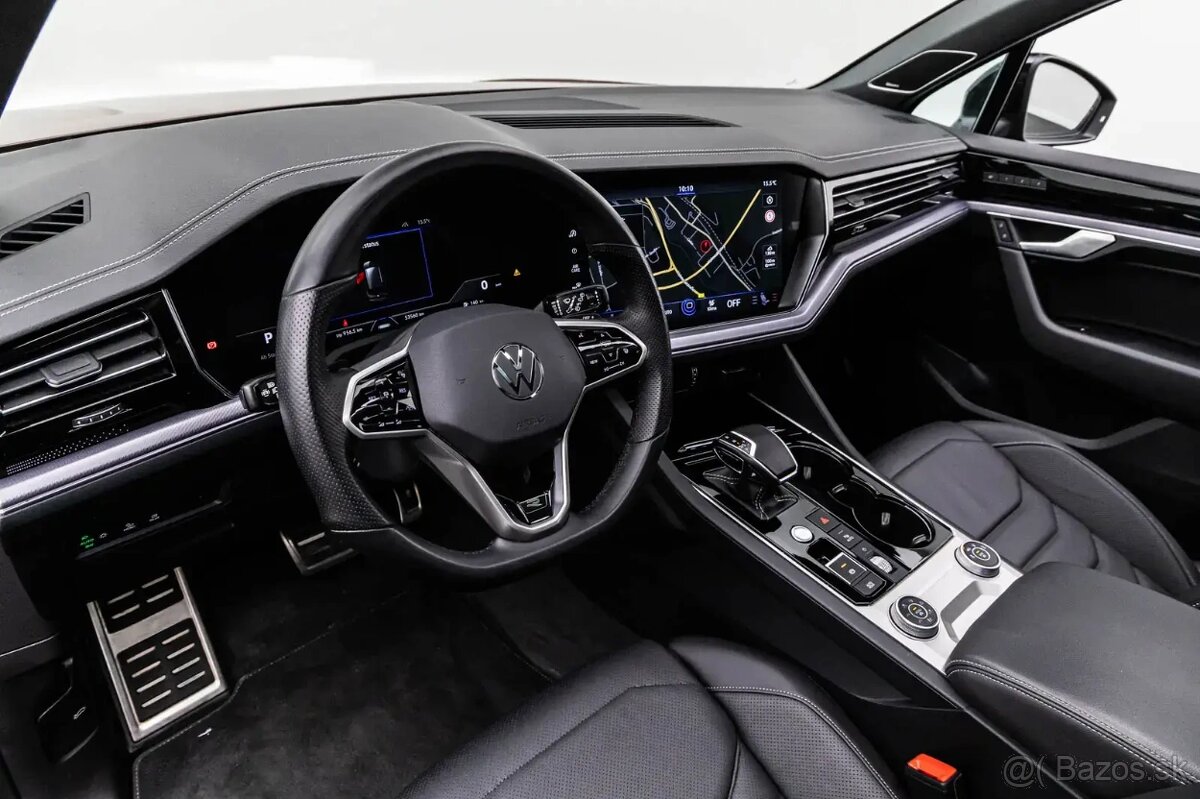 Volkswagen Touareg - 13