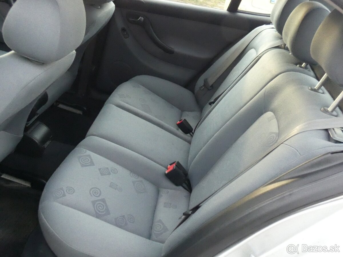 Seat Leon 1,9 TDi - 13