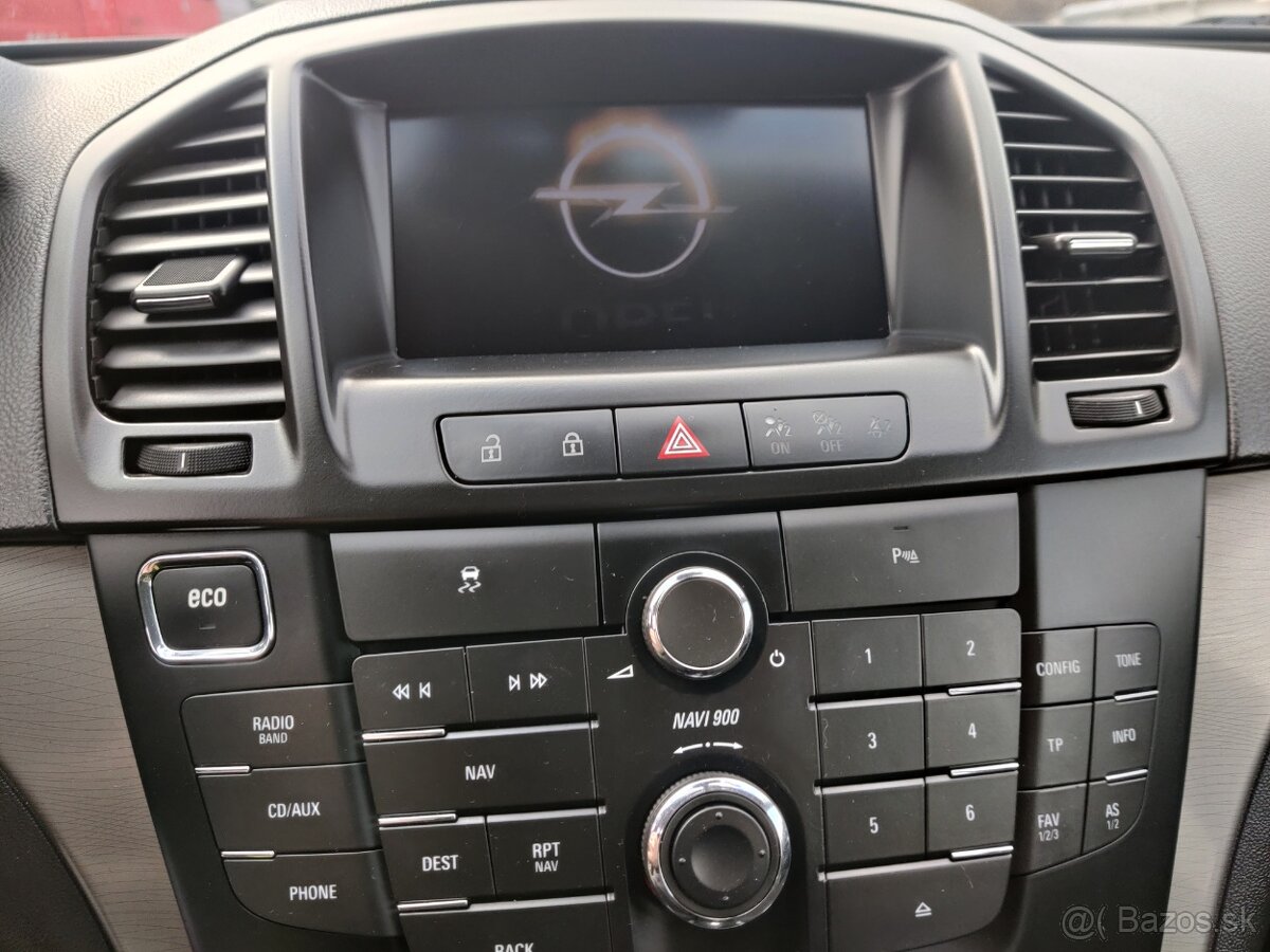 Opel Insignia - 13
