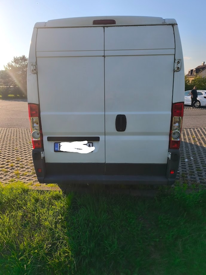 Obytná dodávka - 13