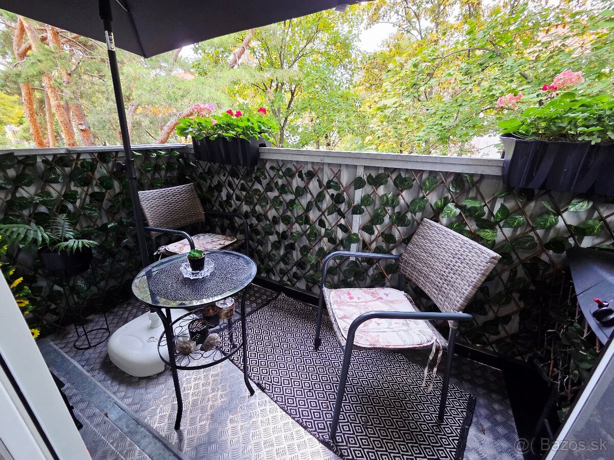 2.-izbový byt s garážou v Seredi - 13