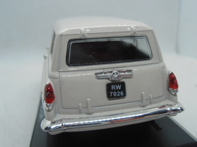 Volga Gaz M-22 1/43 - 13