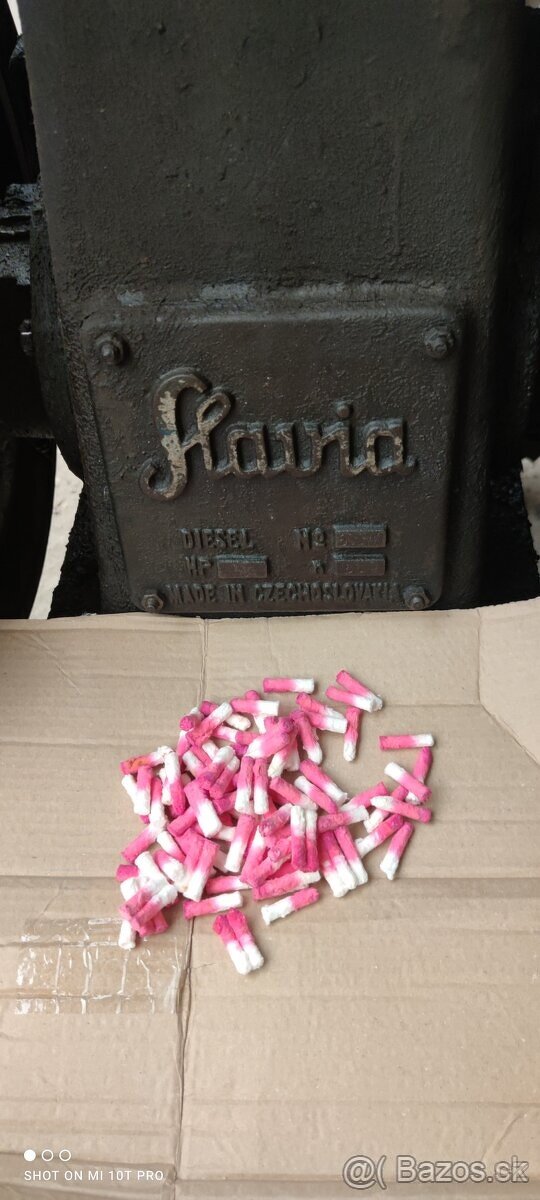 Slavia těsnění pod hlavu - 13