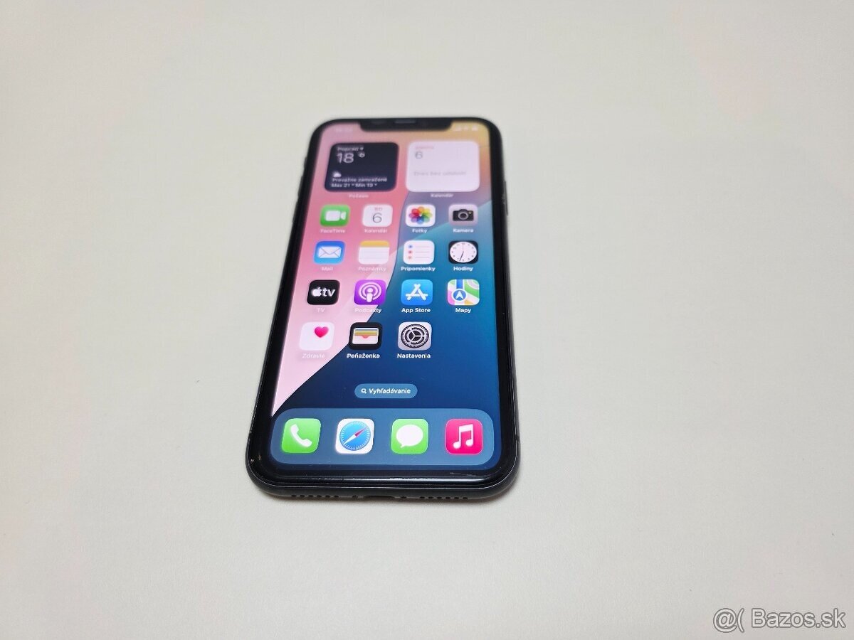 iPhone 11 black - záruka + nová nabíjačka - 13