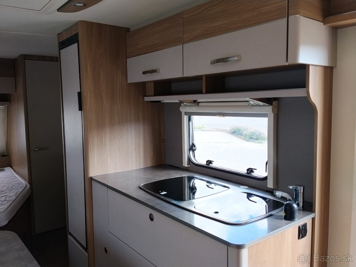 Bürstner 550 TK r.v.2019 pre 6 osôb Klima Mover - 13