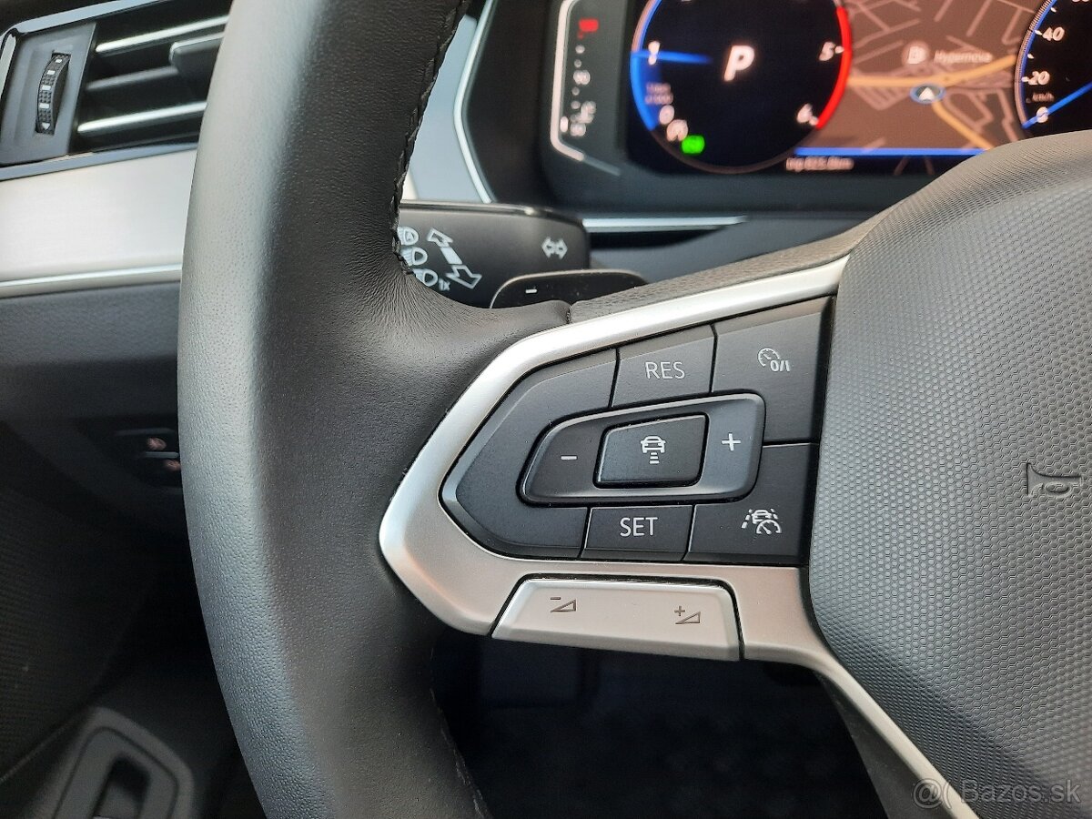 VW Passat Variant Var. Elegance R-Line 2.0 TDI DS7 - 13