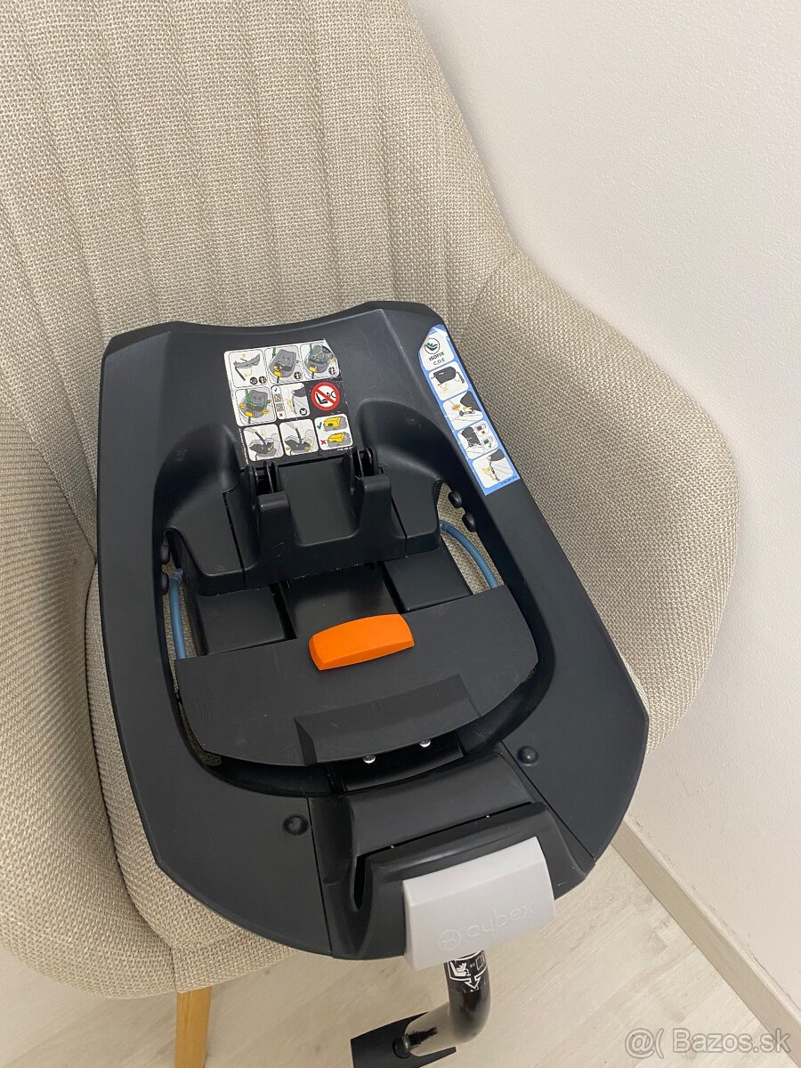 Autosedacka Cybex Aton 5 + isofix baza - 13