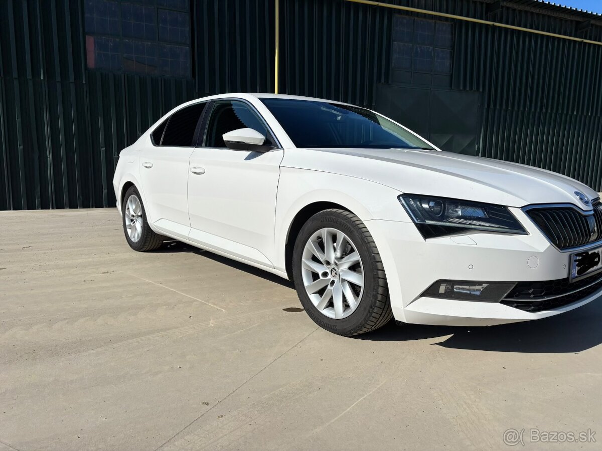 Škoda superb 2.0 TDI 110KW ,zachovalý stav,271510km - 13
