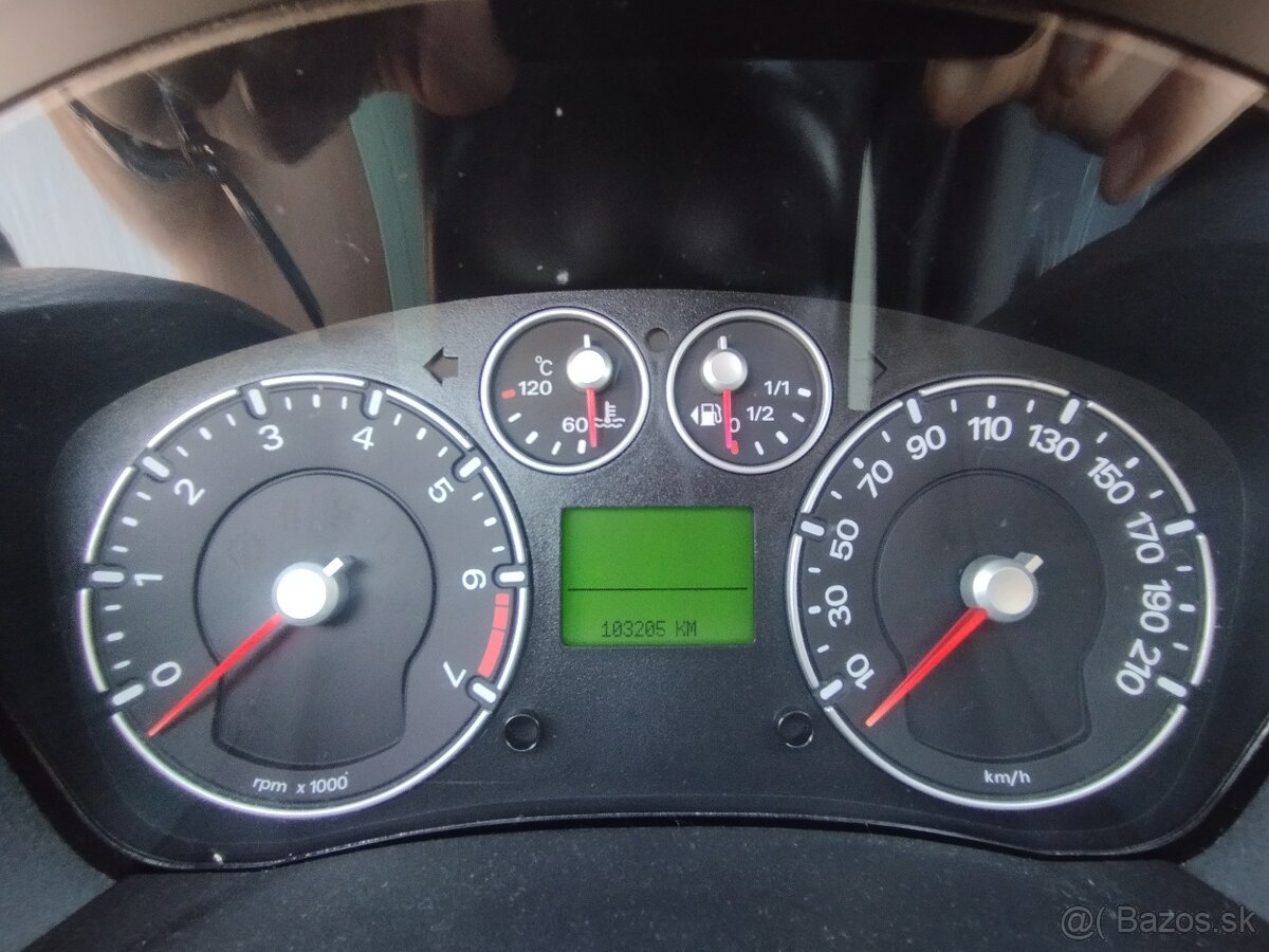 Ford Fiesta 2008 - 13