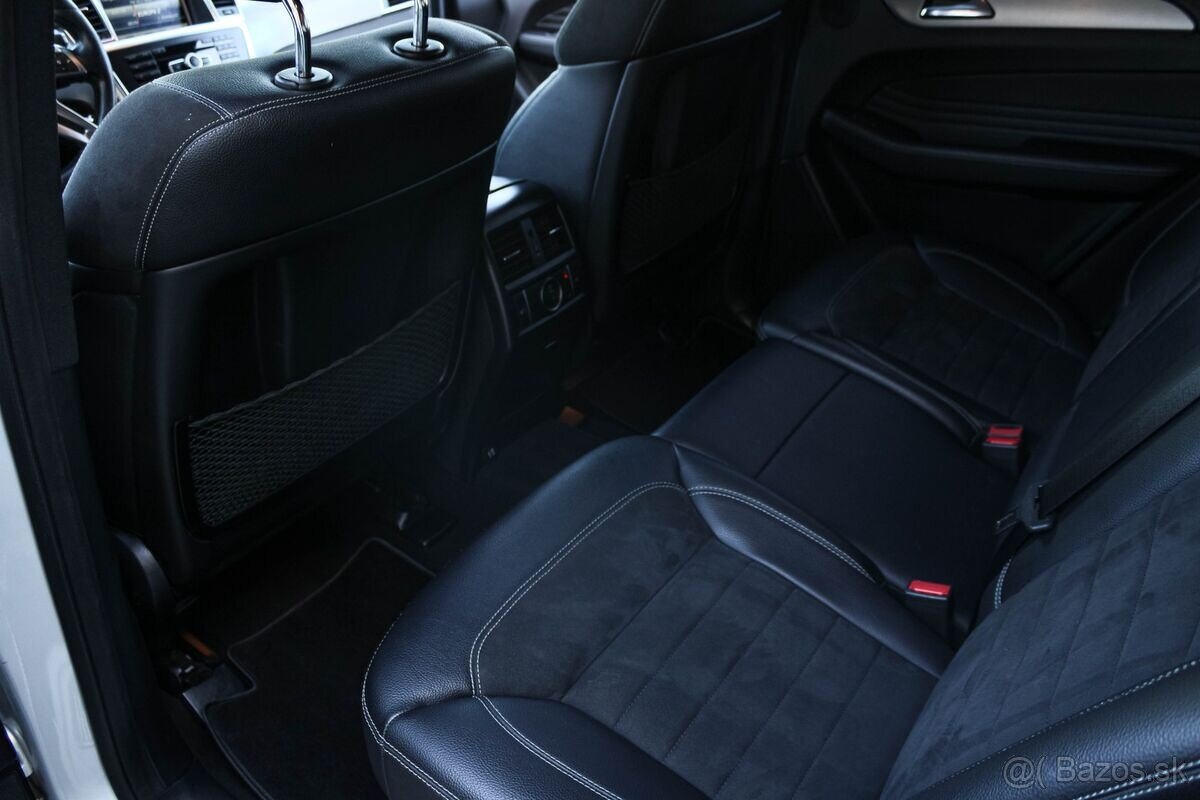 Mercedes-Benz ML 350 BlueTec 4Matic - 13