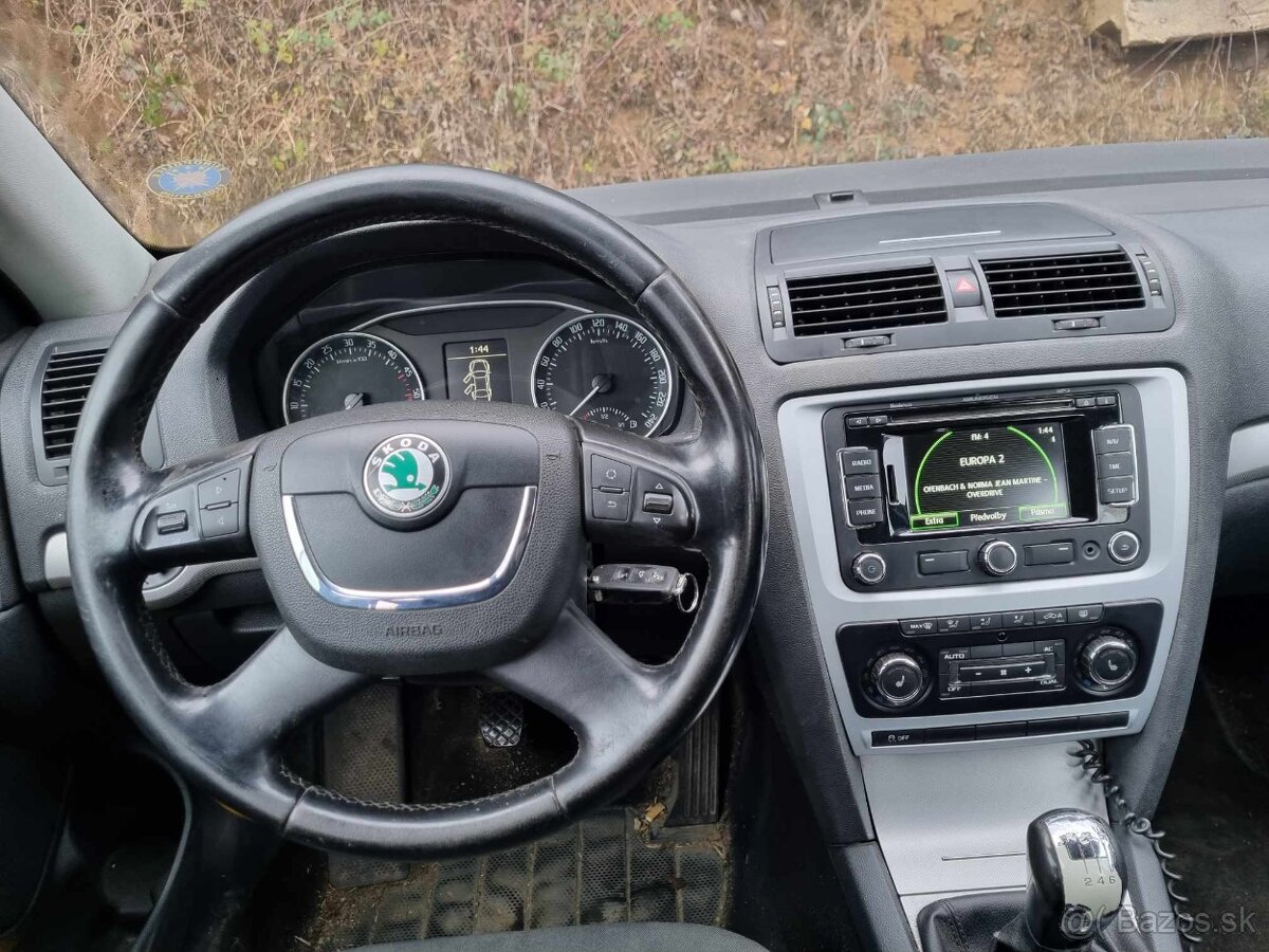 ROZPREDAM SKODA OCTAVIA 2 facelift EU na diely 9153 - 13