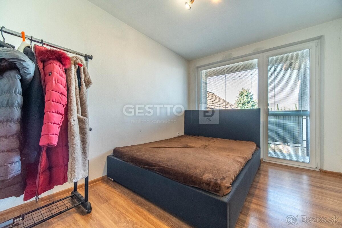 GESTTO | 5-IZBOVÝ RD NA PREDAJ | HRNČIAROVCE NAD PARNOU | 10 - 13