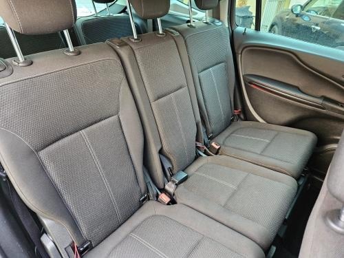 Opel Zafira Tourer 1.6 CDTI - 7 miestne - 13