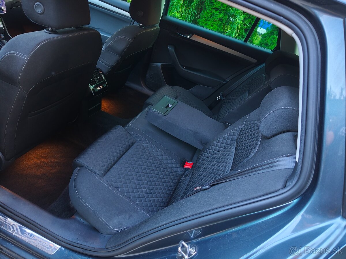 Škoda Superb combi STYLE DSG model 2018 - 13