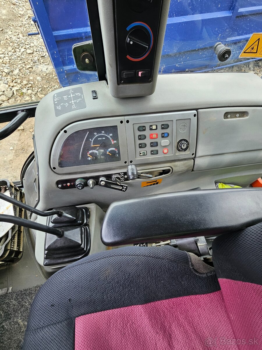 Traktor bager Terex - 13