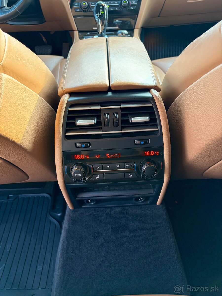 BMW Rad 7 – elegantný sedan v TOP výbave - 13