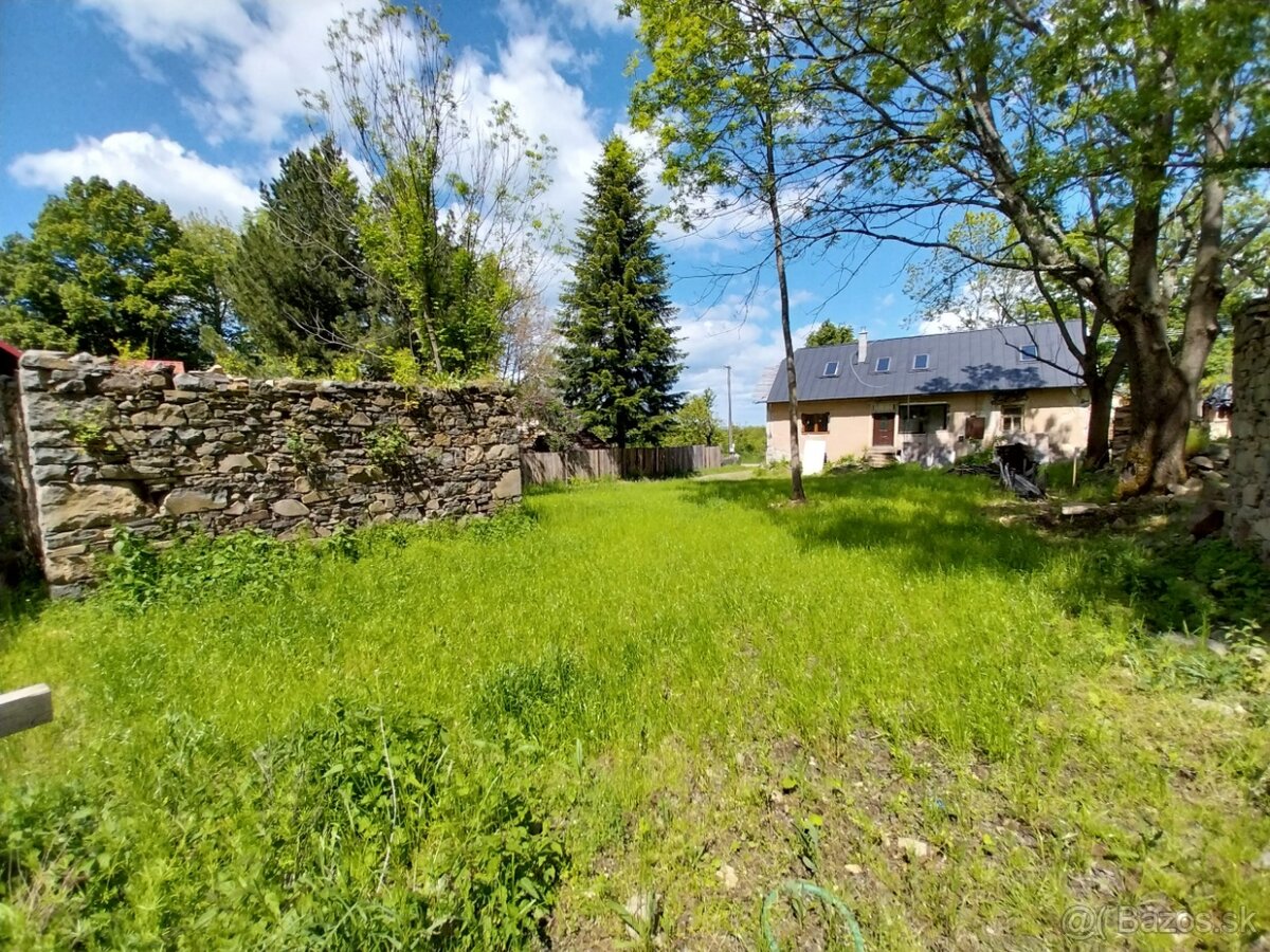 DOM NA SAMOTE V ÁBELOVEJ – MADAČKA - 13