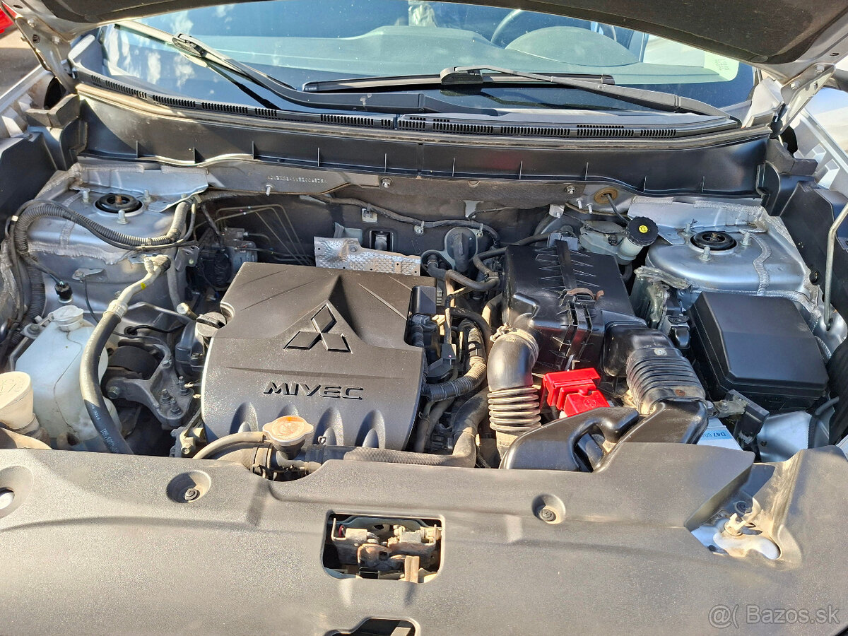 Mitsubishi ASX 1.6 MIVEC Inform - 13