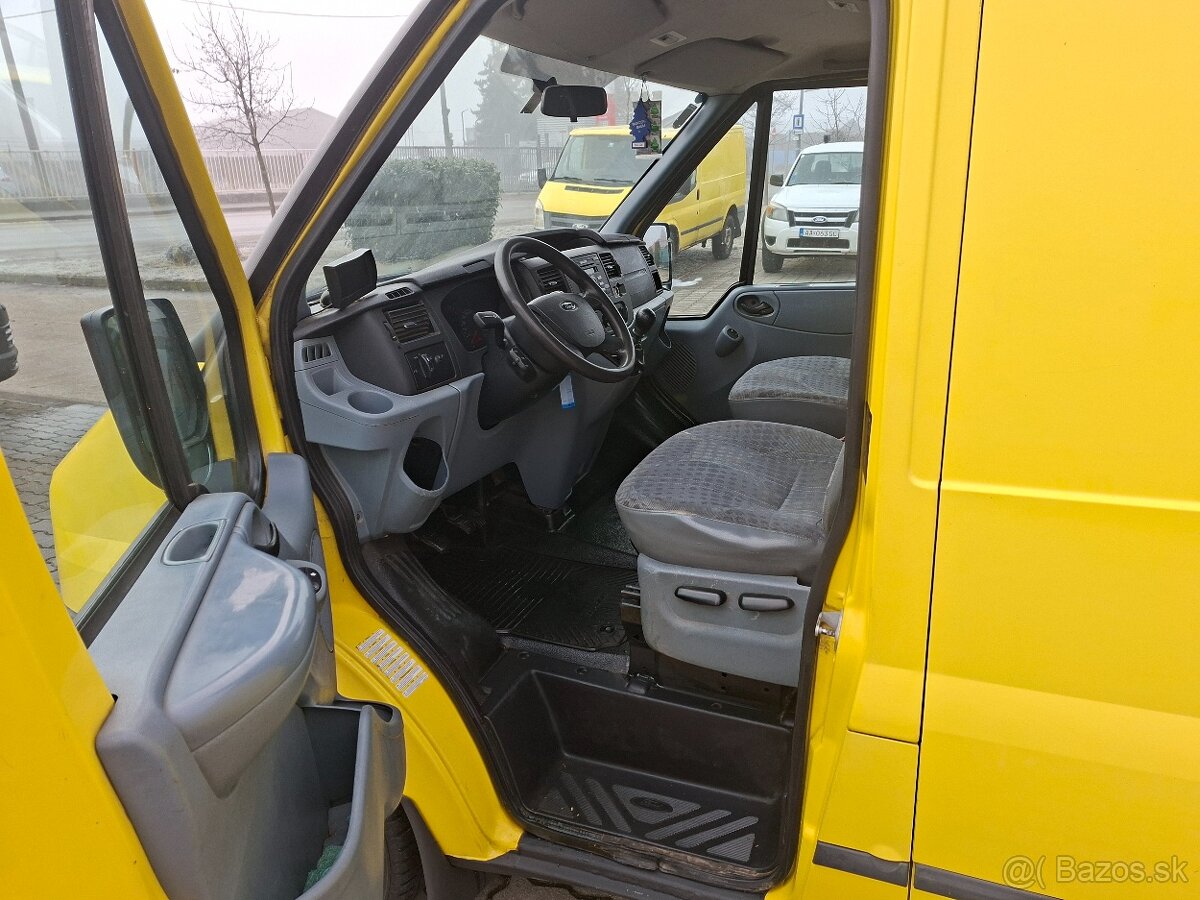 Ford Transit 2,4D 103KW 4X4 - 13