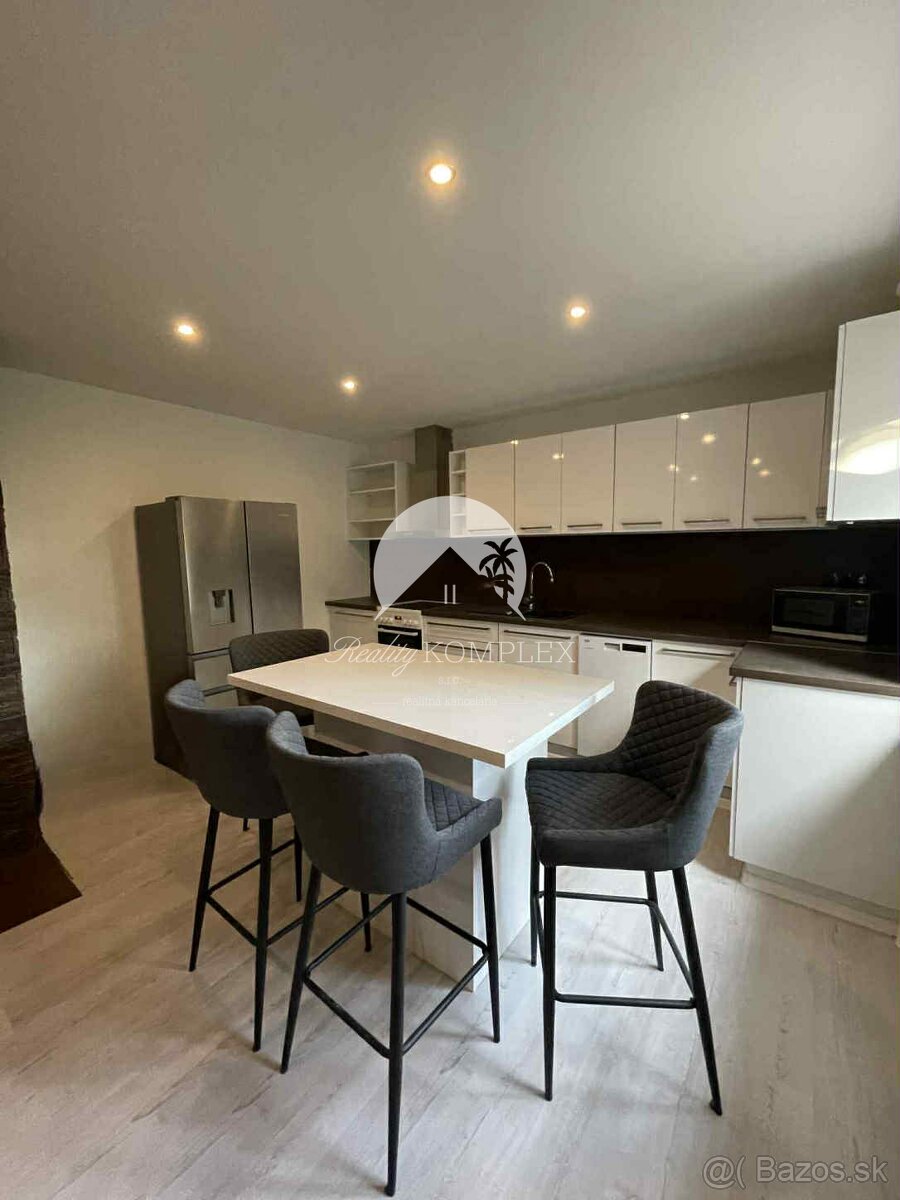 Reality KOMPLEX s.r.o. Vám ponúka rodinný dom s veľkým pozem - 13