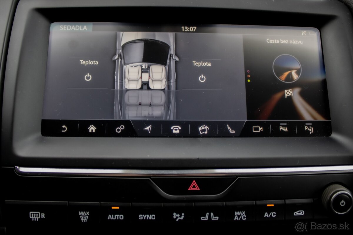 Jaguar E-Pace 2.0 AT9 110kW AWD Black Edition odpočet DpH - 13