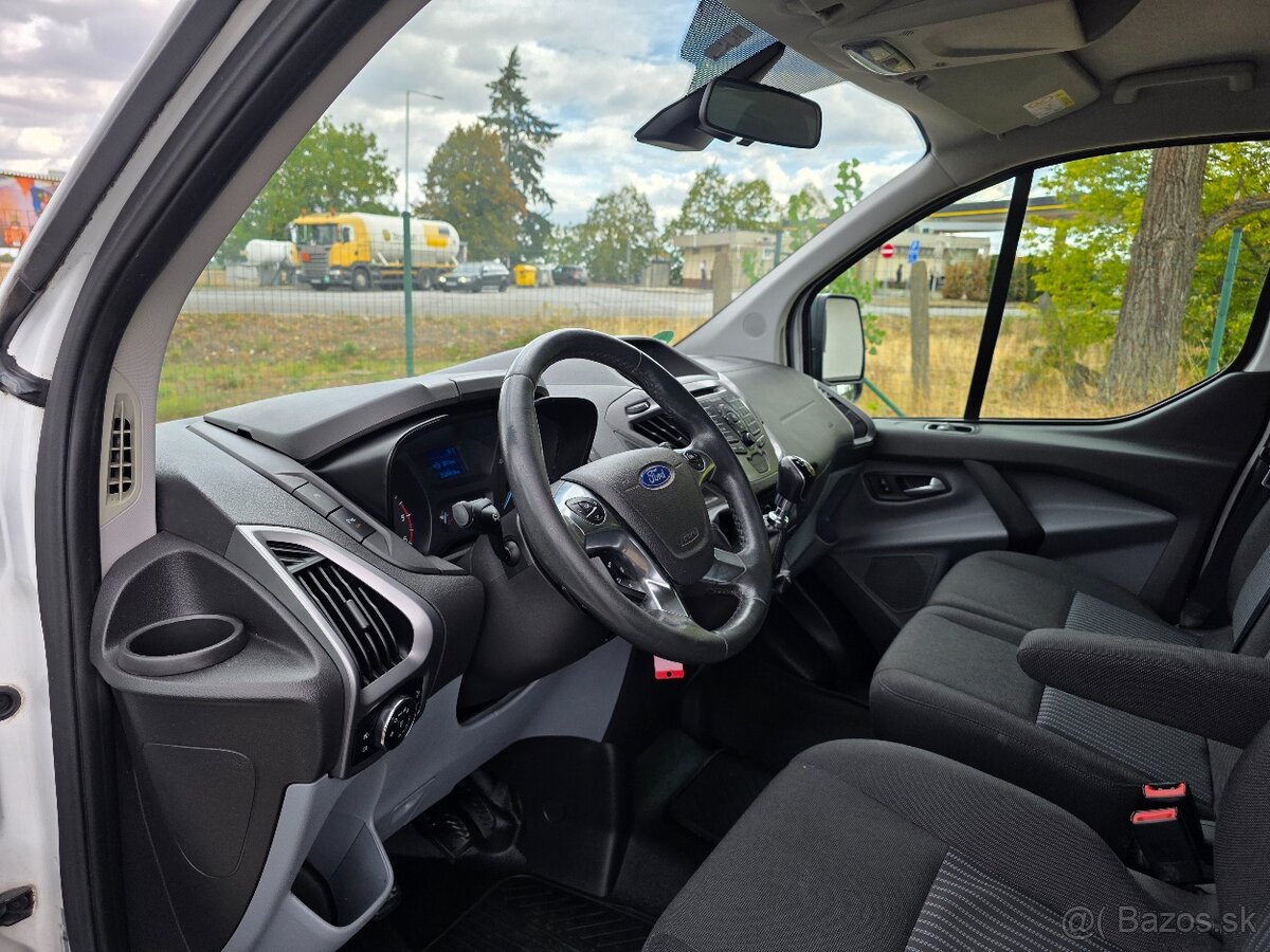 Ford Transit Custom 2.2 TDCi L1H1 9 miestne - 13