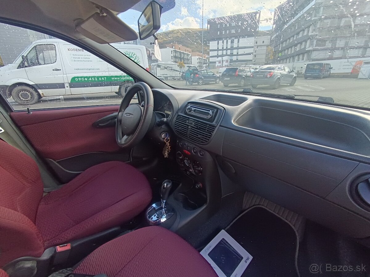 Fiat Punto Automat benzín 1.3 16V 80PS - 13