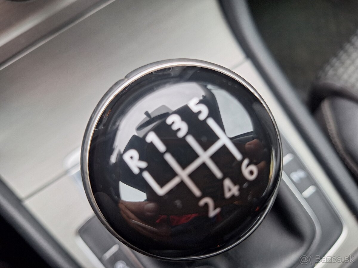 VW GOLF 7 2.0TDI 110KW 4X4 MOTION MANUÁL - 13