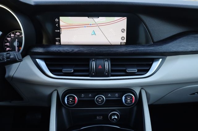 Alfa Romeo Stelvio Sport 2020 - 13