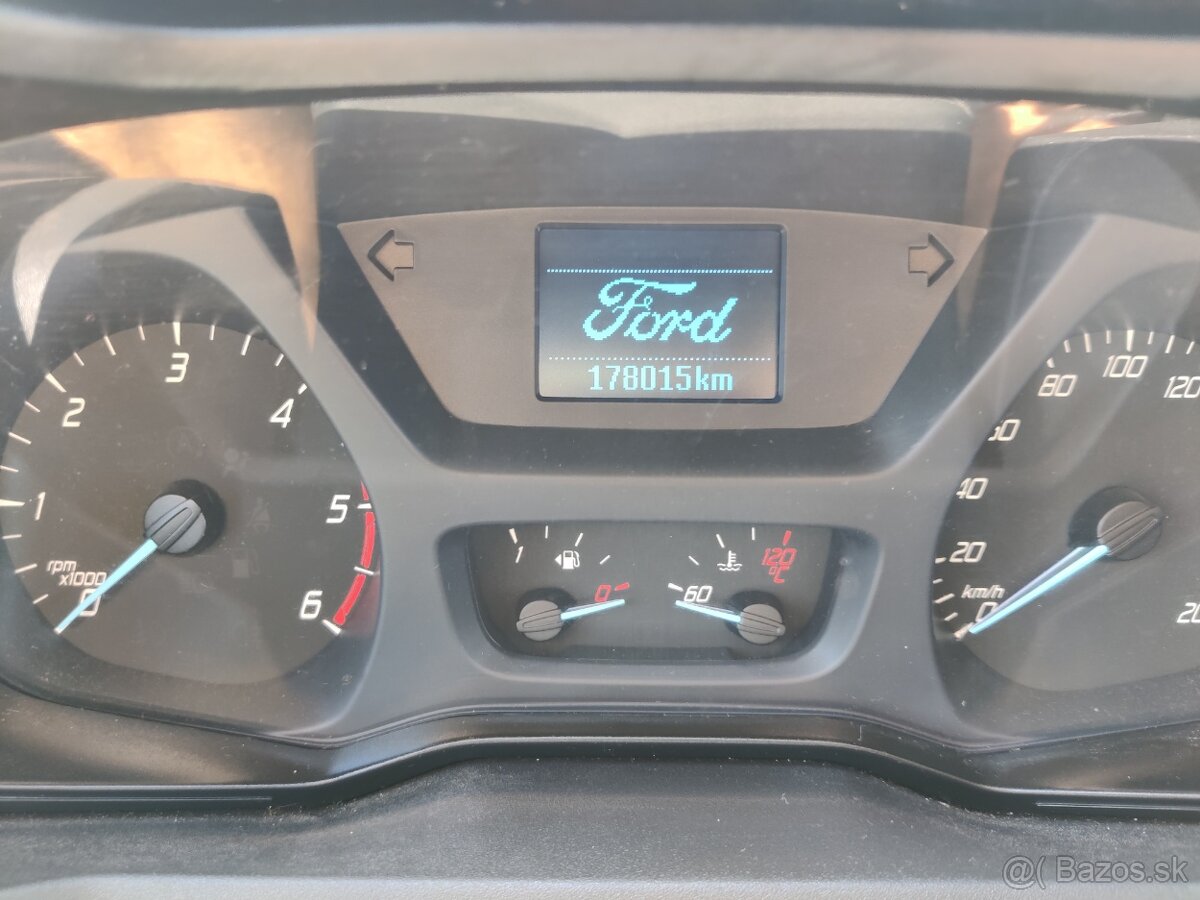 Ford Transit - 13