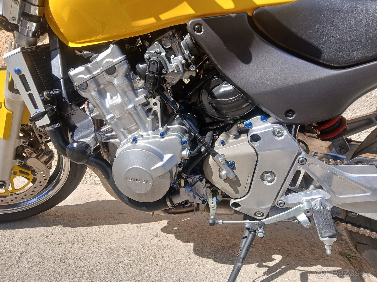 Honda CB600F Hornet - 13