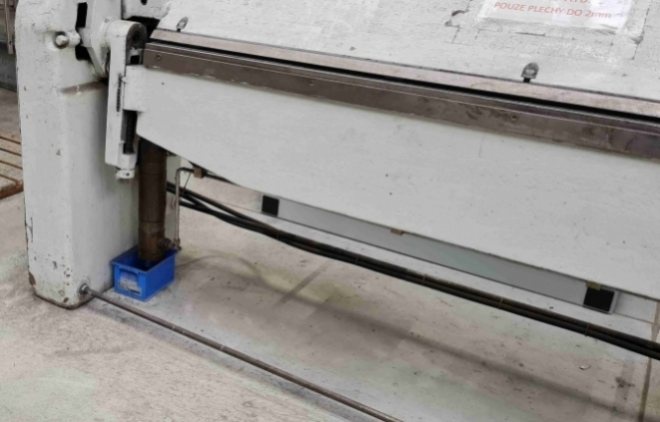 Model XONM 2000-2A ohýbačka plechu k prodeji - 13