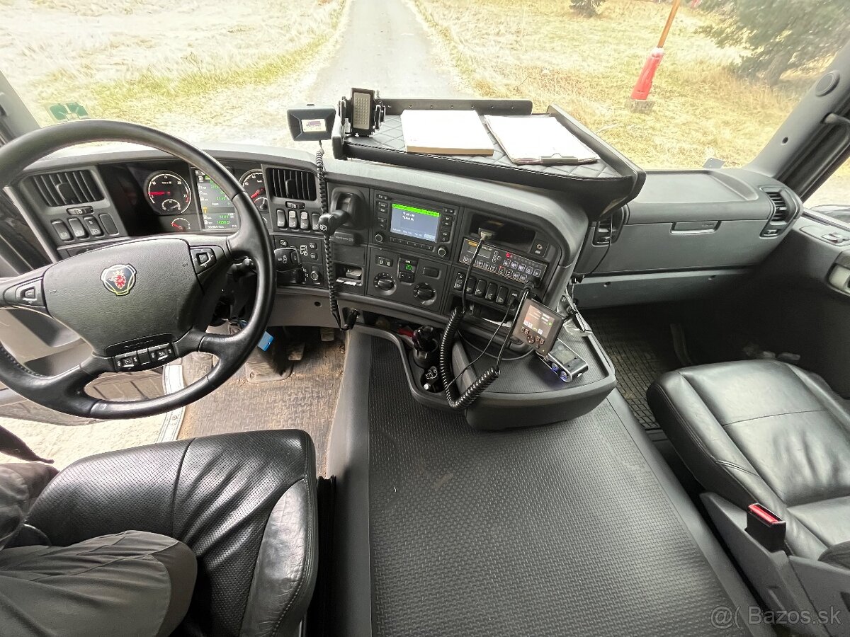 Lesovoz Scania G 450 6x6 - 13