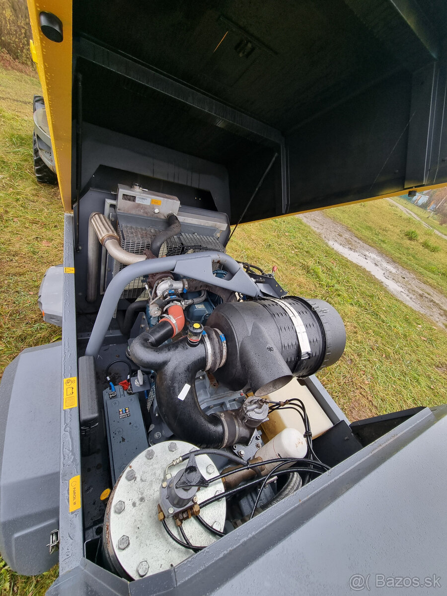 Skrutkový kompresor Atlas Copco XAS 137 - 13