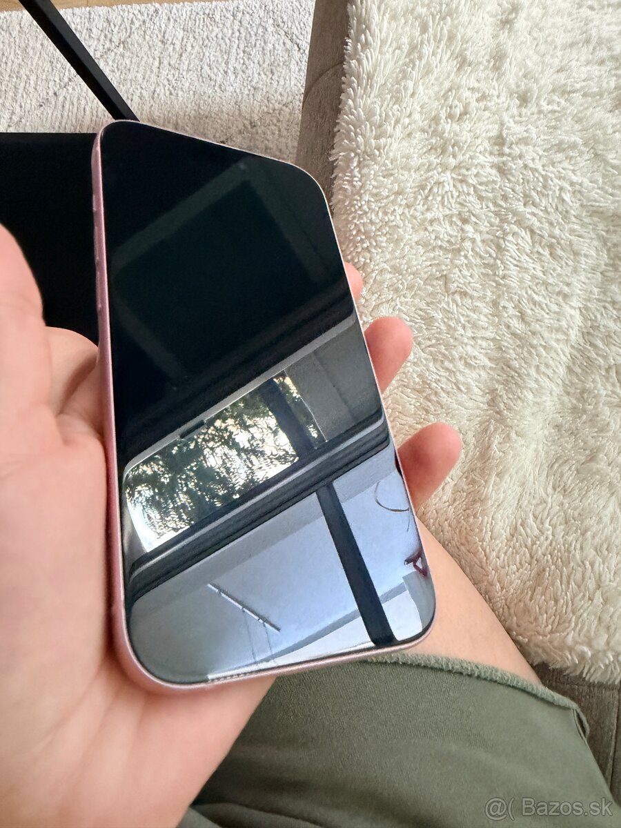 iPhone 15 128gb ruzovy - 13