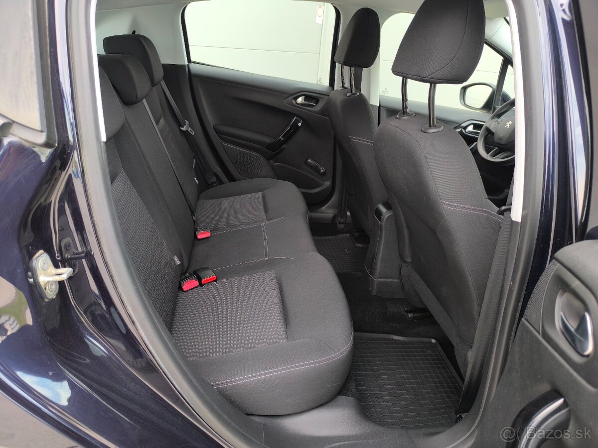 Peugeot 208 1,2 Puretech 61kw, 2018 - 13